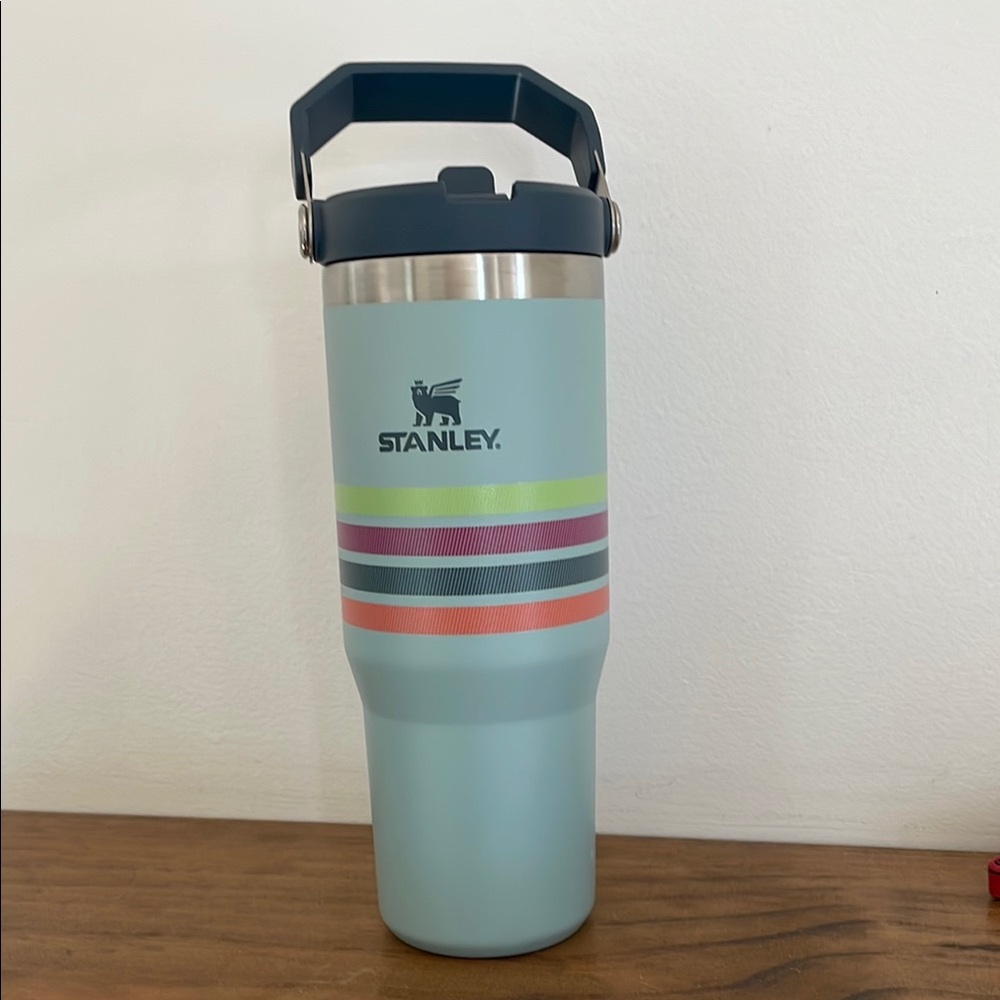 Stanley Ice-Flow Flip Straw Tumbler 30 oz Seafoam Stripe